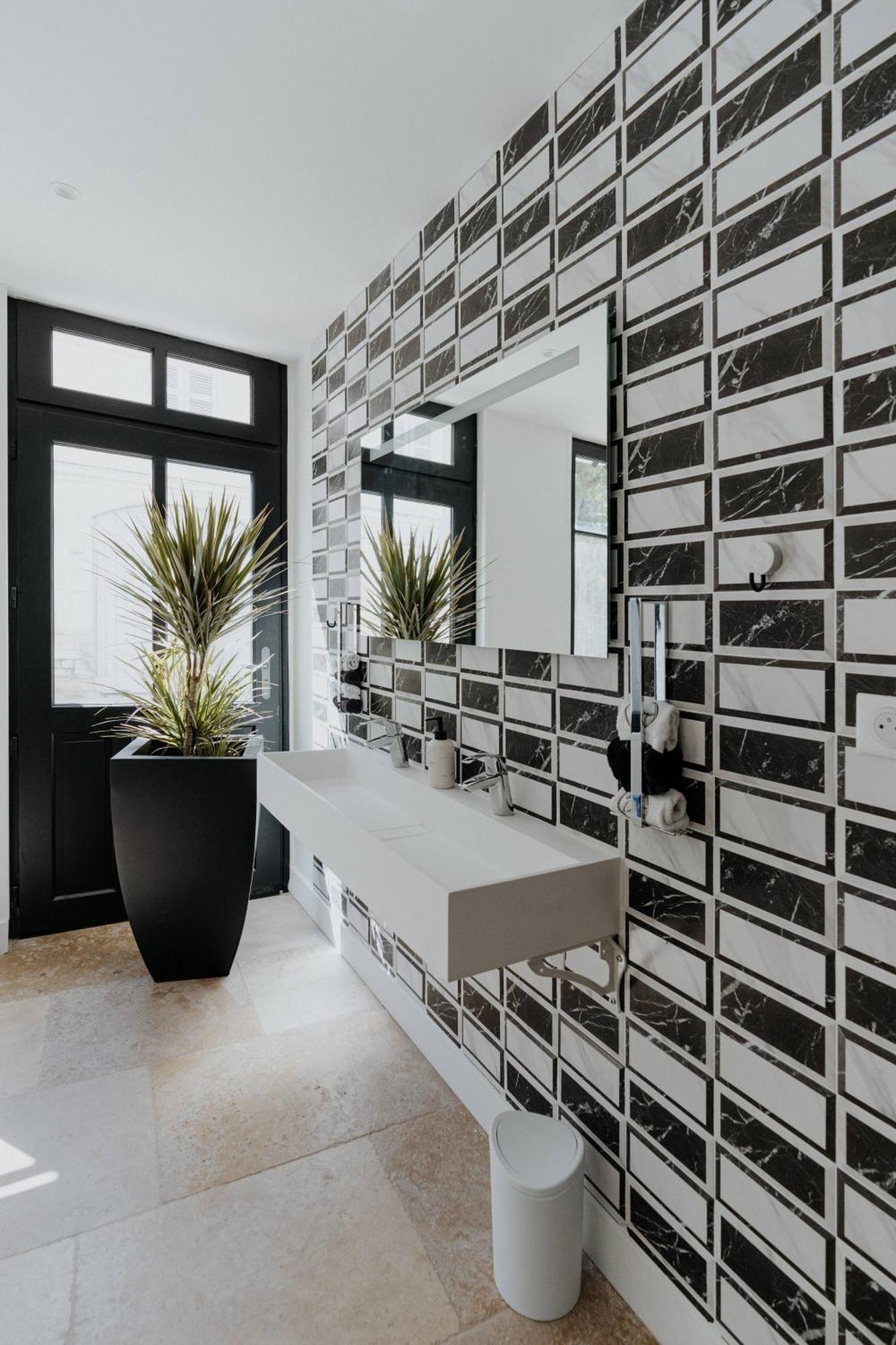 The Originals Boutique, Hotel Le George , לוצ'ס מראה חיצוני תמונה