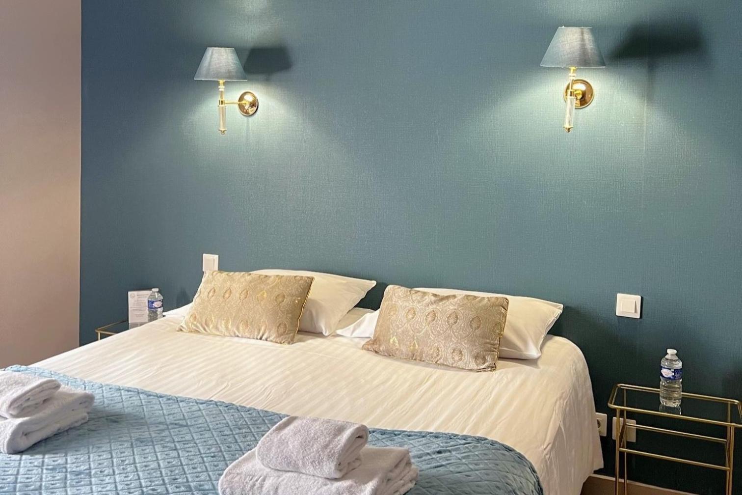 The Originals Boutique, Hotel Le George , לוצ'ס מראה חיצוני תמונה