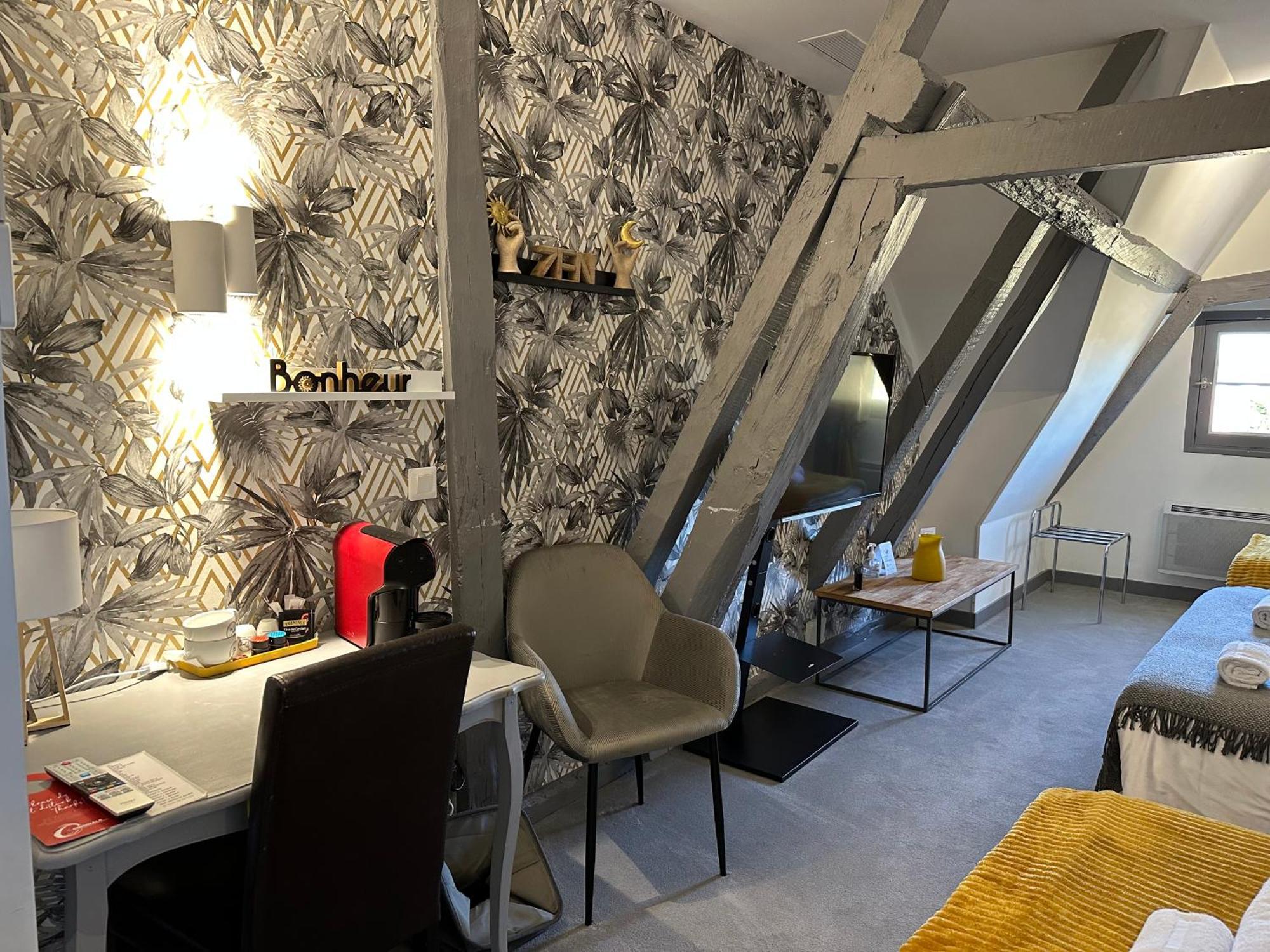 The Originals Boutique, Hotel Le George , לוצ'ס מראה חיצוני תמונה